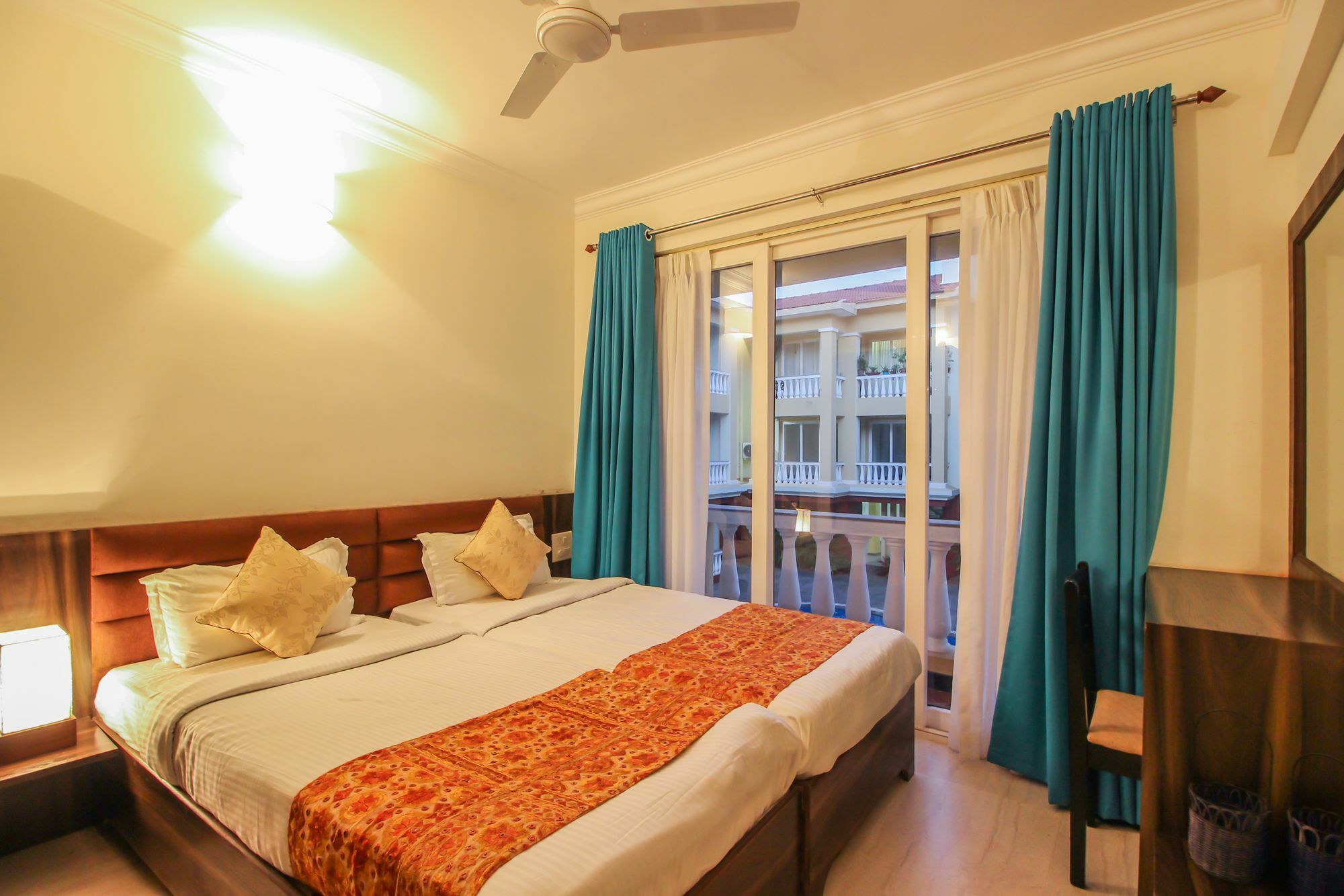 Oyo 10801 Home Pool View 2Bhk Siolim Esterno foto